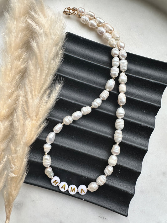 Personalised pearls necklace